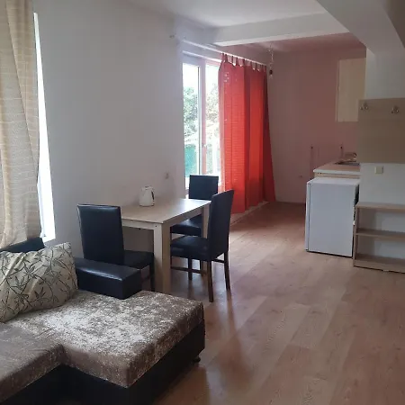 Budget Holiday First Line Sea Coast *