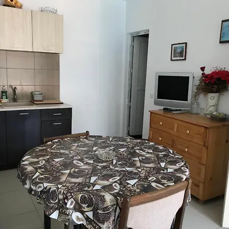 Budget Holiday First Line Sea Coast *